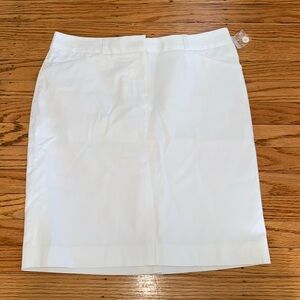 Attention size 8 white skirt nwt